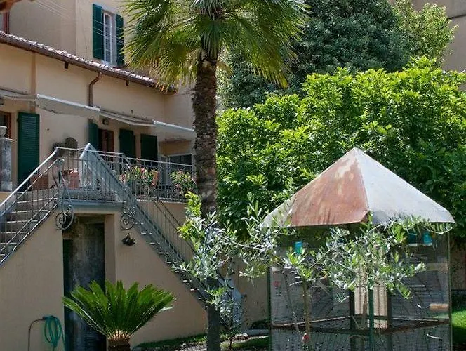 Borgo Largo 51 3* 比萨