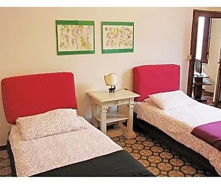 Bed & Breakfast Borgo Largo 51 3*