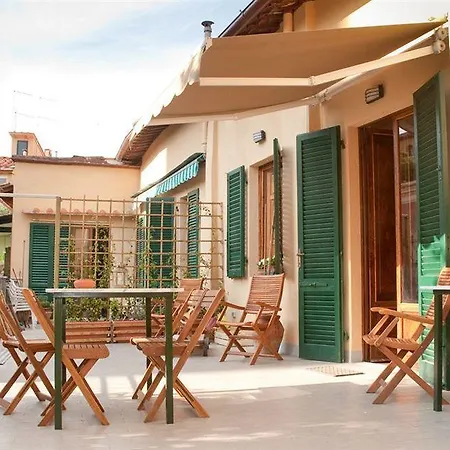 Borgo Largo 51 לינה וארוחת בוקר