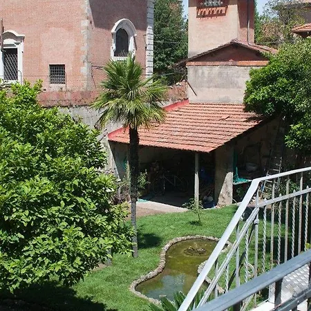 Borgo Largo 51 לינה וארוחת בוקר