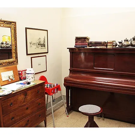 Borgo Largo 51 לינה וארוחת בוקר