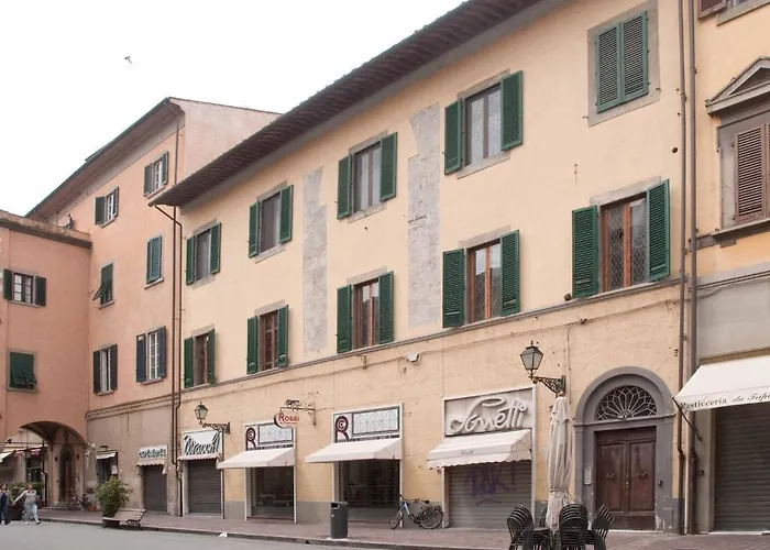 Borgo Largo 51 Pisa